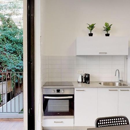 Comfortable Apartment With Balcony By Holyguest Tel Aviv Eksteriør bilde